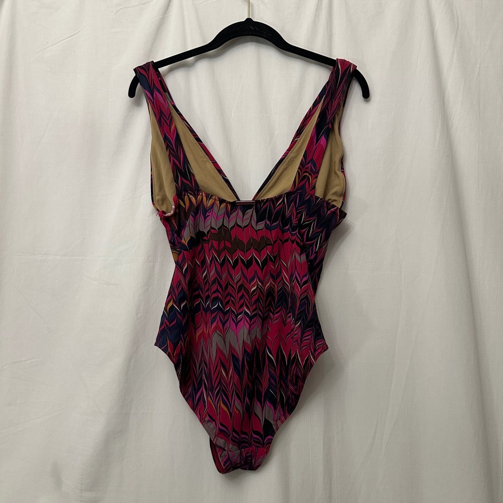 Calvin Klein Womens Pink Purple Chevron Leaf V-Neck One Piece Swimsuit Size 12 - Picture 2 of 7